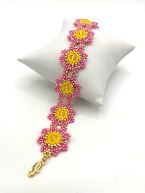 Hand Crafted Pink and Yellow Beaded Flower Bracelet